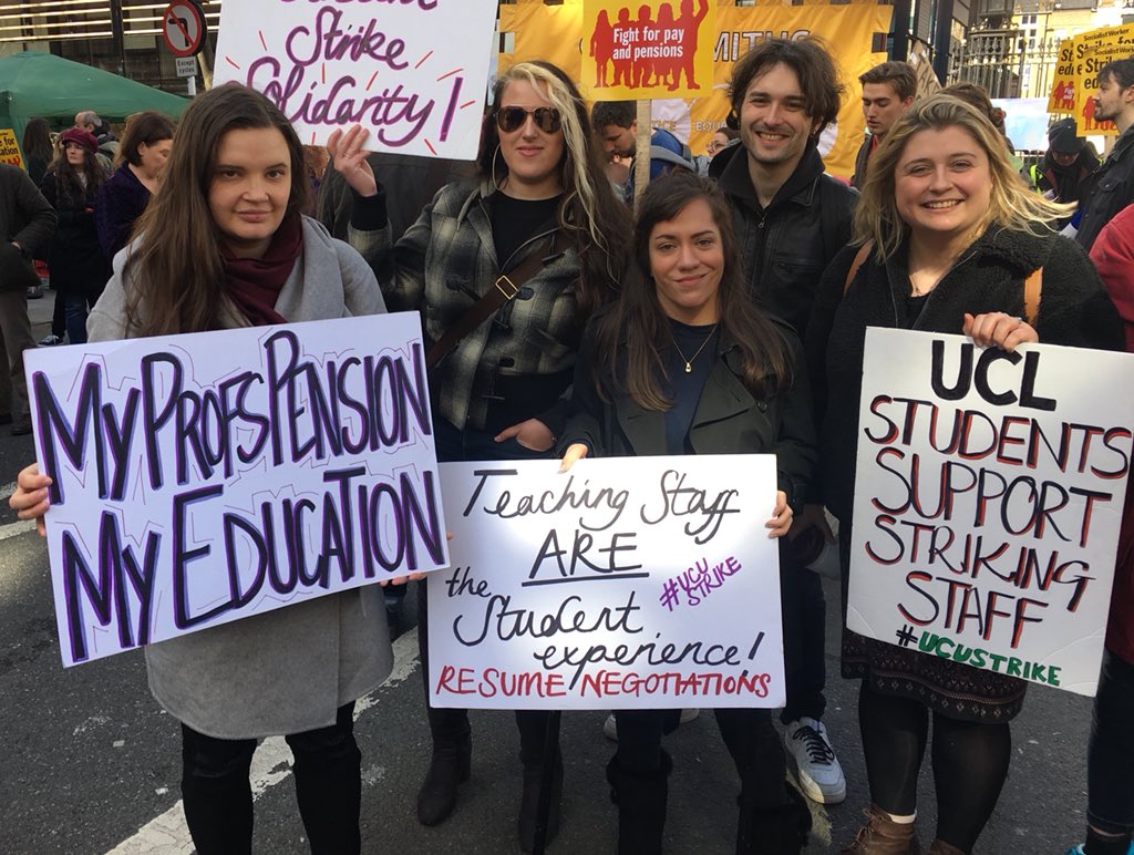 UCL_Solidarity's tweet photo. Second march of solidarity for pensions, pay and education. #ucustrikes #USSstrikes #NoCapitulation #StudentStrikeSolidarity #MyProfsPensionMyEducation https://t.co/IHDd7HEMNX