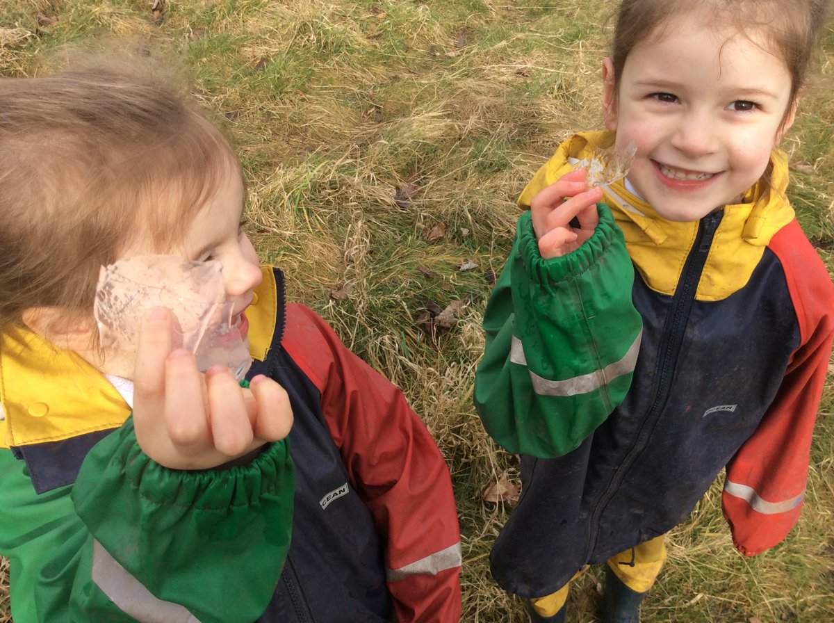 StMarysSchoolRC's tweet image. Reception enjoyed a trip to #forestschool this morning! #outdoorlearning