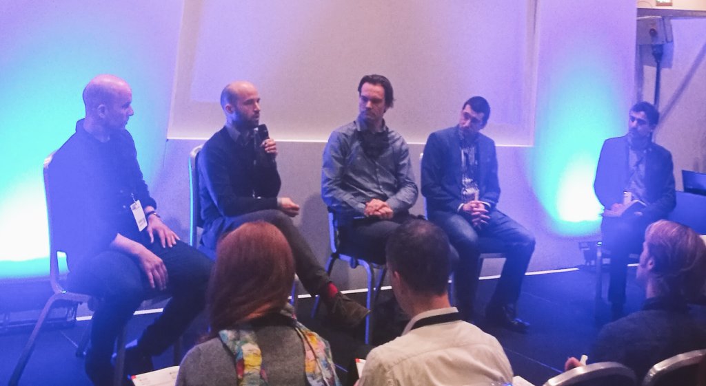 GioKinto's tweet photo. Enjoyed moderating this morning's panel session about the challenges and the future of #wearables w/ @RamseyFaragher, @Graham_Zinc, Jacob Skinner and Bou Wisse #WearableTechShow https://t.co/Hou0ZIEb2k
