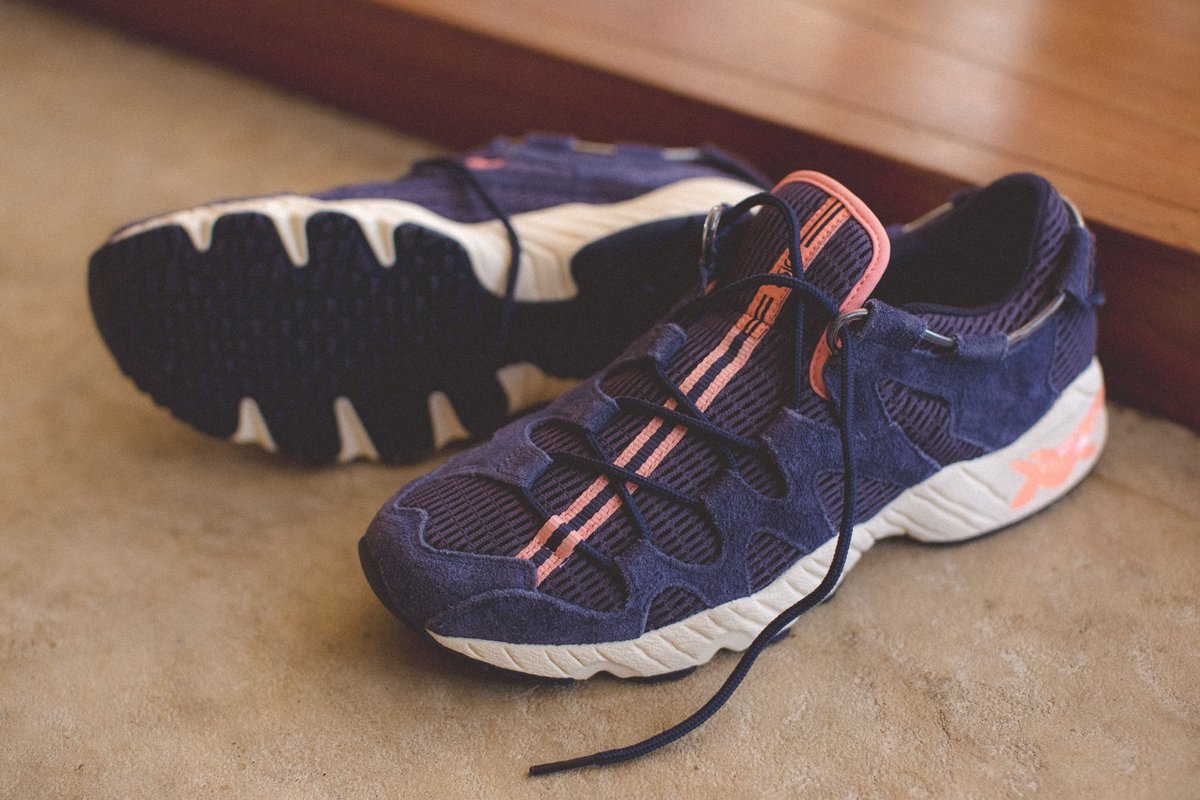 asics gel mai peacoat