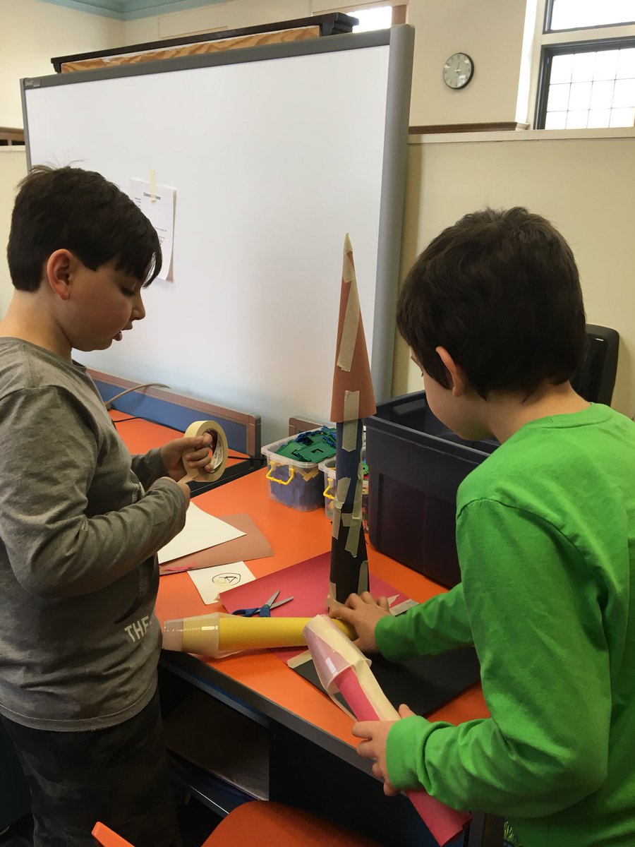KatyZweig's tweet photo. Our first #Wizardsclub today. The challenge:to make #towersofpower. So proud of the engineers and their designs. #makerspace #Engineers #prospecthill https://t.co/GAiEqjbDJP