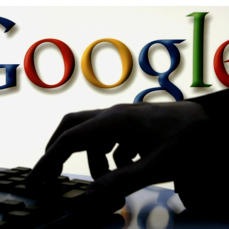 BitcoinNews's tweet photo. Following Facebook – Google Bans Crypto Ads: No Currencies, ICOs, Exchanges, Wallets, Advice https://t.co/PU3brWqfAj #Bitcoin https://t.co/jddZcZ6Sxs
