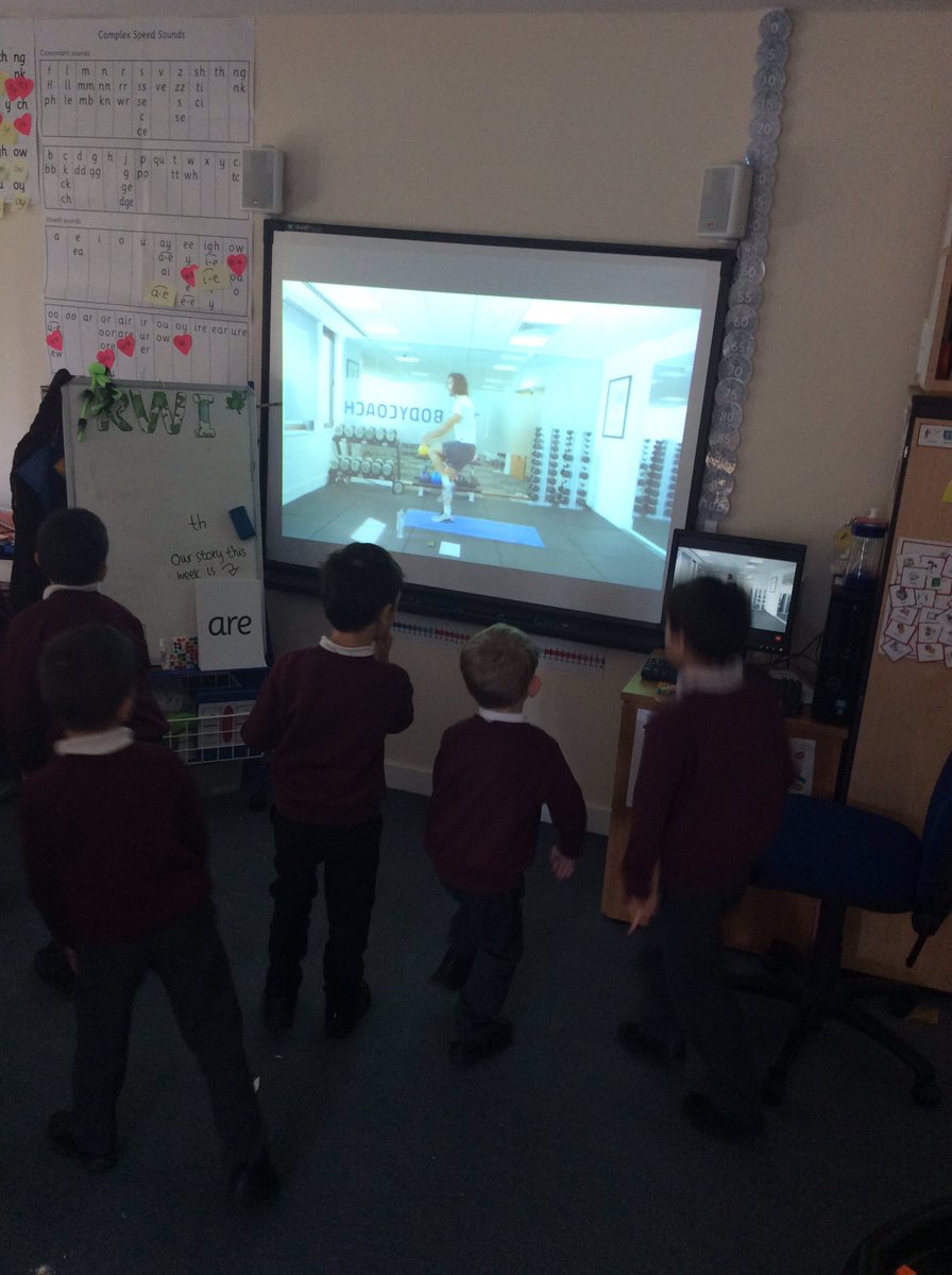 Acorns are joining in with the live stream of <a href="/thebodycoach/">Joe Wicks</a> School Fitness Week! <a href="/hayesparkschool/">Hayes Park School</a> <a href="/HayesPark_Sport/">Hayes Park Sports</a>