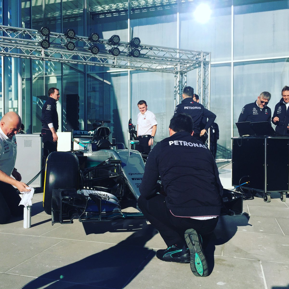 PET_Motorsports's tweet image. We’re getting ready, but for what?...
@MercedesAMGF1 @Petronasbrands 
#fluidtechnology #drivenbyeachother