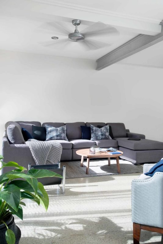 fcwarehouse's tweet photo. What are the #Cheap #Furniture and Furnishing #Options? Visit https://t.co/qcAj1ciEkI for details. https://t.co/KCFgwCqppk