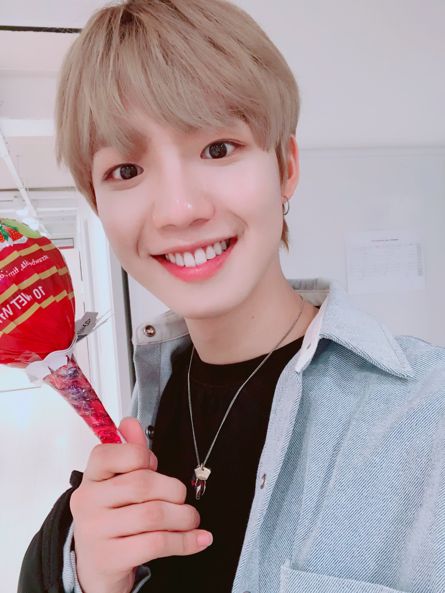 DYPdR3FUMAAzpkw.jpg:orig