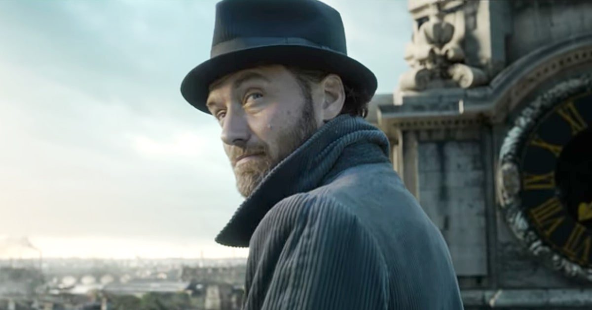 EntDynamix's tweet image. Watch Jude Law as Young Dumbledore in New 'Fantastic Beasts' Trailer:  rol.st/2GrZ3eK