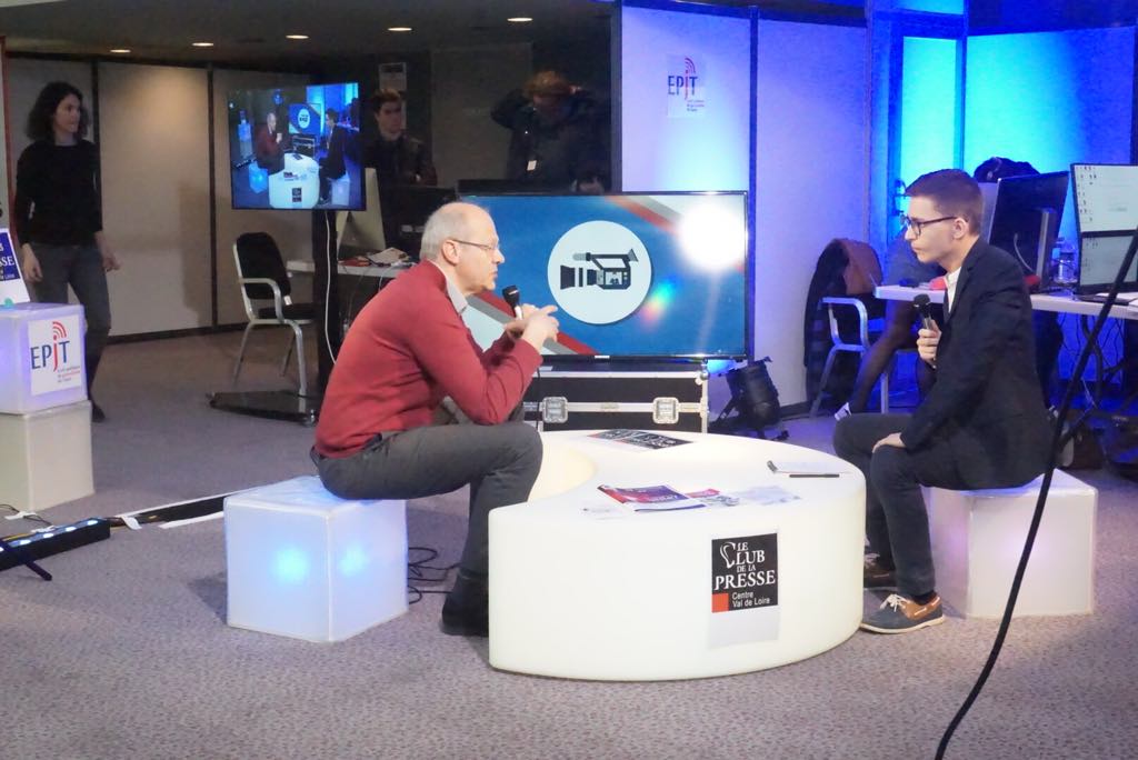 journalismes's tweet photo. Jacques Trentesaux, sur le plateau d' @EPJTours pour parler de @Mediacites #Assises2018 #journalismelocal #investigation @trentesaux https://t.co/NgI6TC2t8k