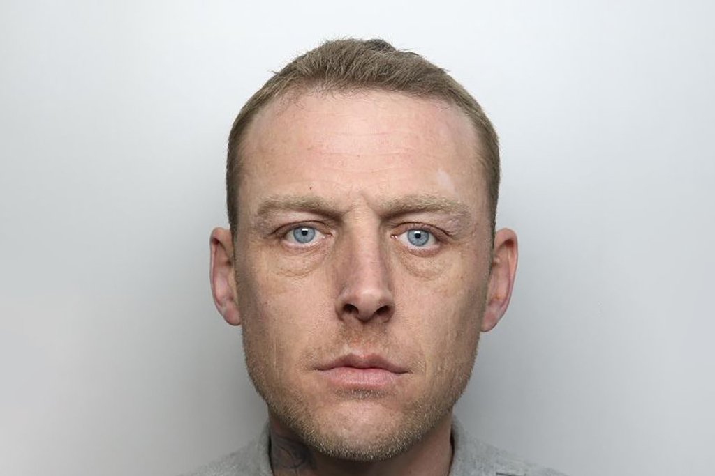 DerbysPolice's tweet image. Andrew Ferguson, 37, formerly of #Riddings, who repeatedly stole from shops in #Ripley and #Alfreton, has been jailed having been arrested by officers from @RipleySNT on Wednesday, February 28. #BroughtToJustice derbyshire.police.uk/My-Local-Polic…