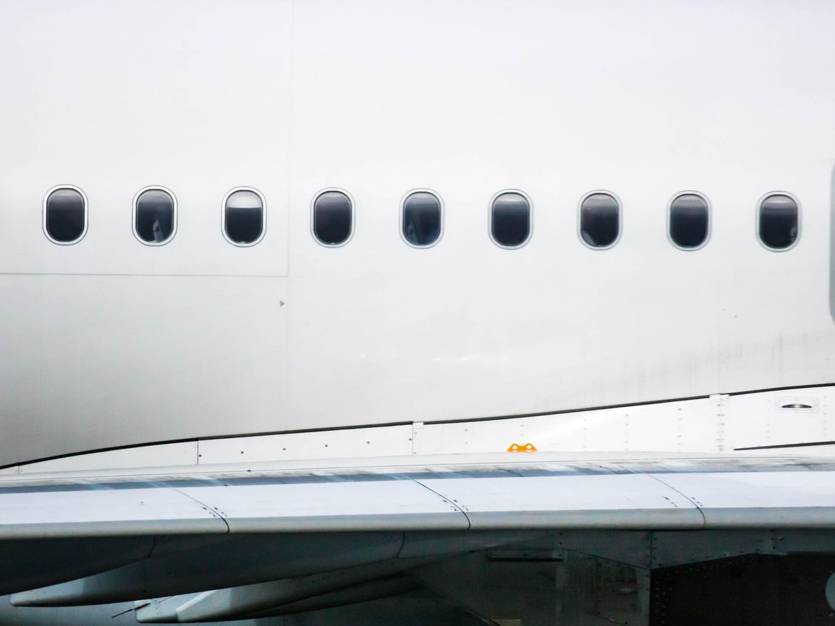 Alx__Fly's tweet photo. @lufthansa 's @Airbus A320 taxiing to runway 23 in @GeneveAeroport #Lufthansa https://t.co/TfuMIbfCgP