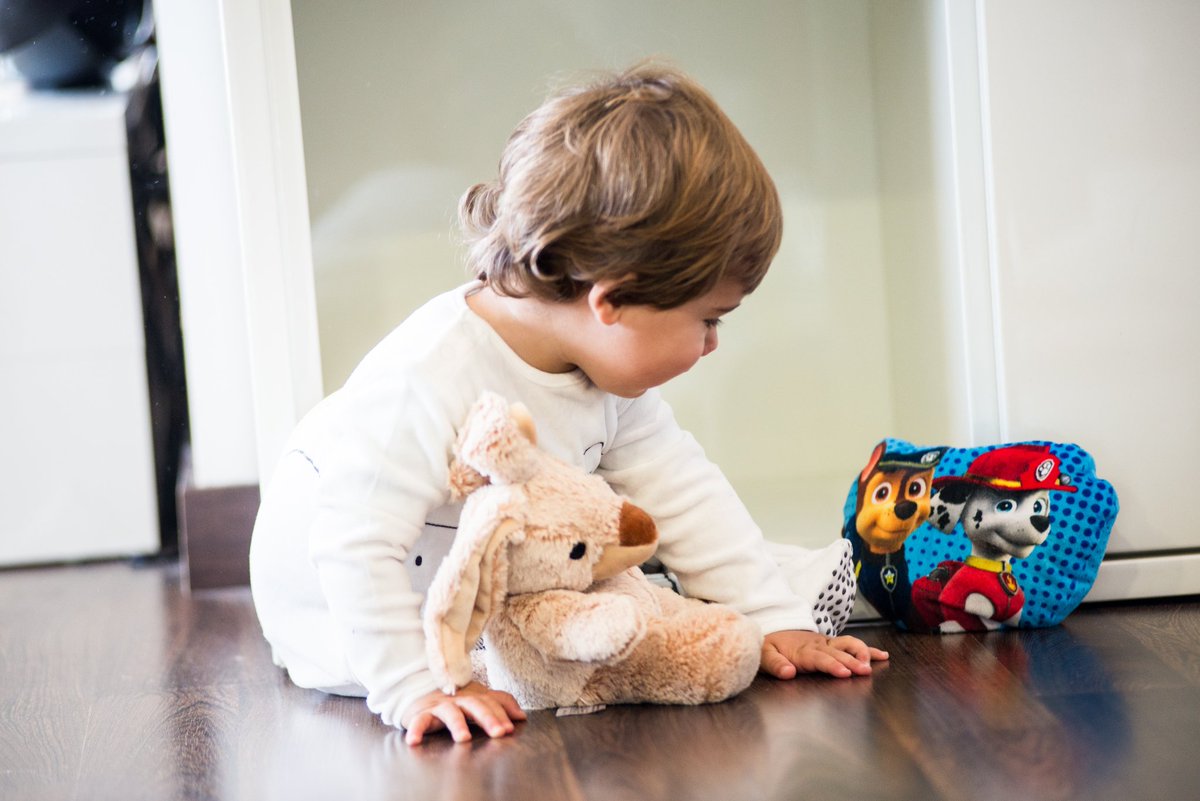 JastGlobalSuppl's tweet photo. Cuando los Peques van unos días a casa los Yayos, les ponemos sus #Sweetier en las mochilas para que puedan jugar con ellos, hacer la siesta o para que los Yayos puedan enfríalo en caso de Cocos inesperados aliviándoles el dolorcito #Pediatria | #Amazon: https://t.co/ACLvLupc0W https://t.co/7Qe59DJVGs