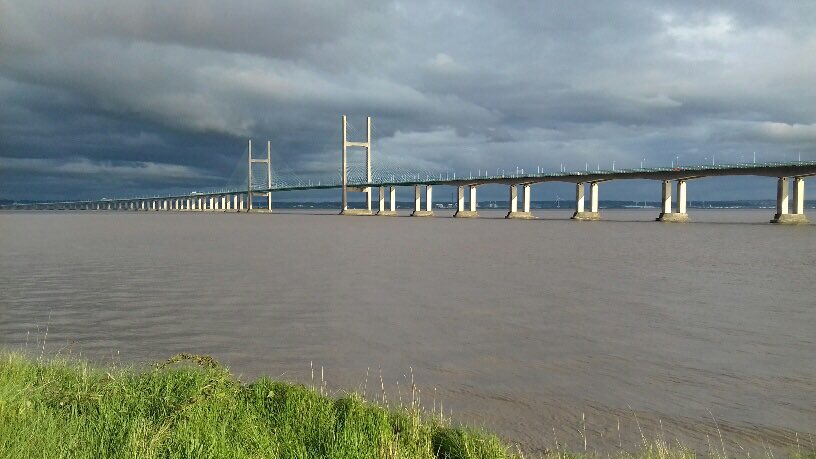 MAGNIFICENT SEVERN: see @CITiZAN1 adventures on a seriously dangerous river: #BritainatLowTide Sat 8pm on  <a href="/Channel4/">Channel 4</a> #archaeology #foreshore #intertidal
