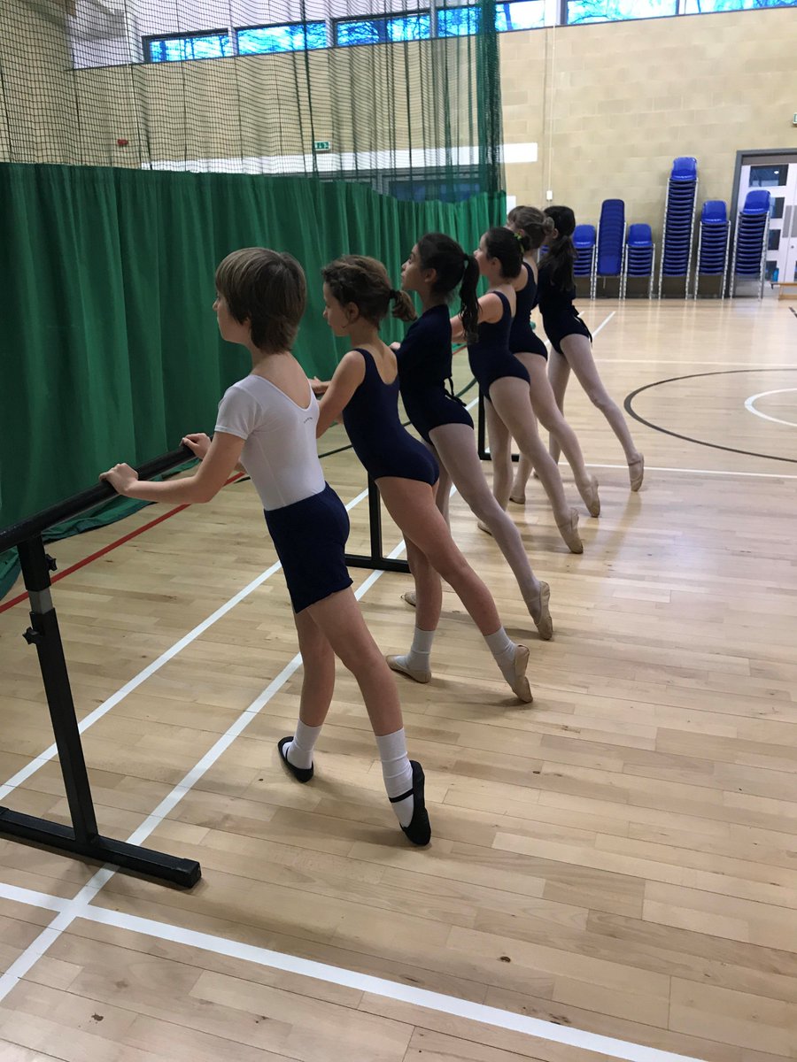 ThorngroveSport's tweet photo. Our Year 5 ballet students preparing for their Grade 3 exam.  Good luck and keep working hard!#Thorngroveballet @hollyunnuk 👏💃 https://t.co/WRqH7kNwIp
