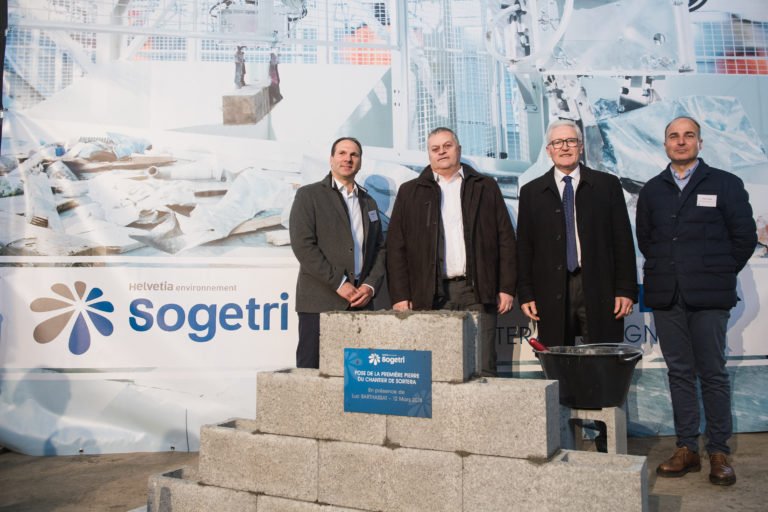FuturEnviro's tweet image. 🇨🇭♻️🤖#ZenRobotics Delivers Robots to an Automated #Waste #Sorting Centre in #Switzerland 

  futurenviro.es/en/zenrobotics…

@HelvetiaENv @zenrobotics #HelvetiaENv #recycling #robotic #SmartWaste #SmartCity