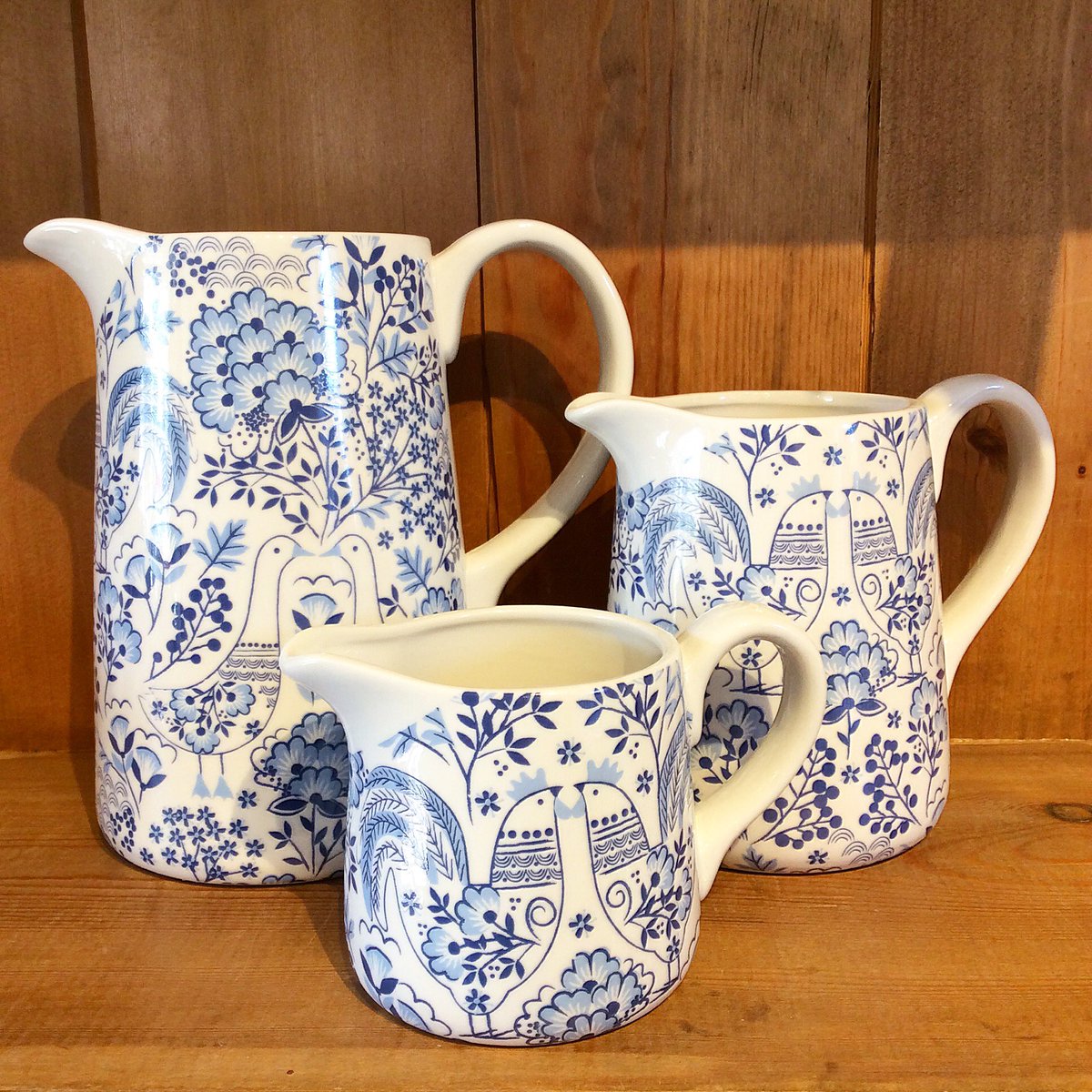 bourbonrose2007's tweet photo. More new arrivals! We love the soft, fresh colours of these delightfully patterned blue &amp; white jugs. Perfect for milk, cream, sauces or flowers. #newrange #springrange #blue #white #jugs #shoplocal #independent #tenterden https://t.co/Fd6Tcjhxq2