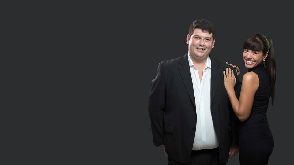 fmdiezfunes's tweet photo. 🔴🔊#BuenMiércoles  En instantes comienza un nuevo programa de la décima temporada de #RondaPHS por el aire de la 93.9 ¿te sumás? 
✅Escuchanos: https://t.co/vUupK3i6BF   
✅Miranos: https://t.co/q15vMhEsN7 https://t.co/iF4xJzOJff