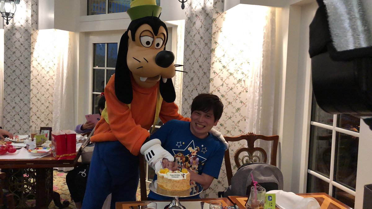 yoshiwo_ysw's tweet photo. It’s my birthday!
#HKDK https://t.co/CJWsDwEY2w