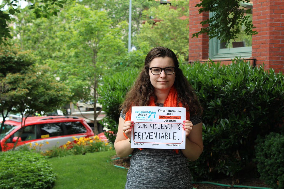 URJorg's tweet photo. We're standing in solidarity with all of the teens, including those from @NFTY, who are participating in school walk-outs today in protest of the U.S.'s (lack of) gun safety laws. We are with you.

#JewsDemandAction. Join the movement: https://t.co/iJTWbWyfre https://t.co/8zpbmiZliW