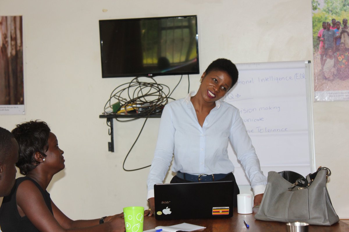 ceed_uganda's tweet photo. We are glad to be joined by the Executive Director of @africaelevation  @nelisiwematte. @LoumBernard @PaLabeja @hiretheyouth @Pro_Interns   

#CEEDInterns2018 https://t.co/gIWOU2A7go