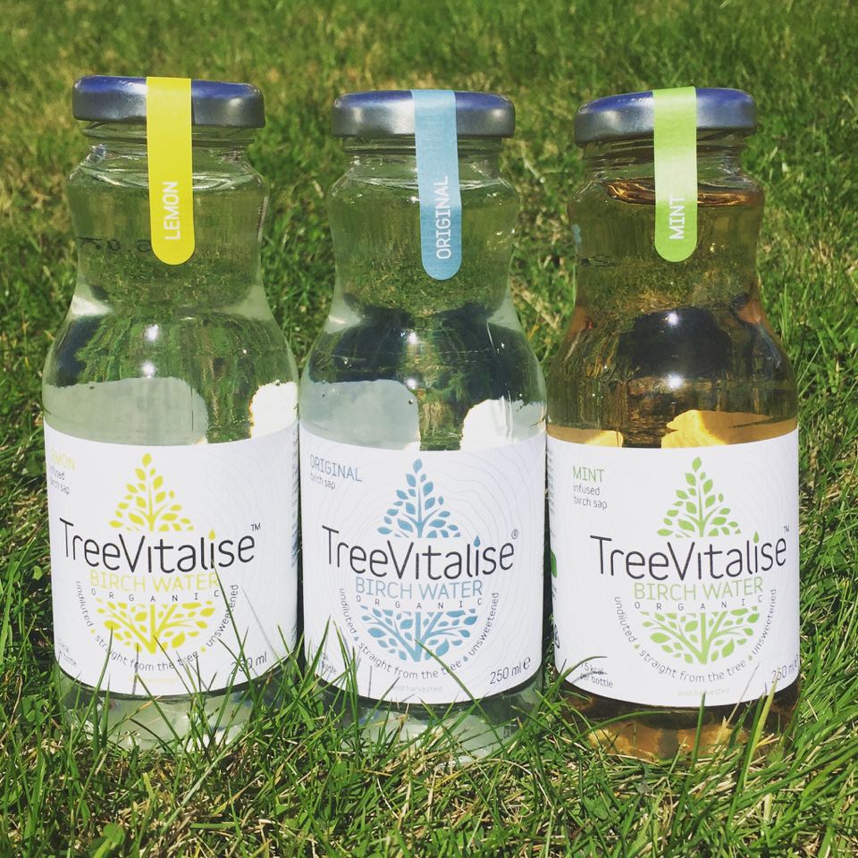 Larchfield_Ltd's tweet photo. They forecast snow in UK again... but all we're dreaming about is SPRING!!!
It's obviously a good time for another COMPETITION! 😊
Follow us and retweet this post for the chance to win a set of #springtaste #birchwater!
Good luck! The winner will be announced on 28th March!🤞 https://t.co/8OJHssibo9