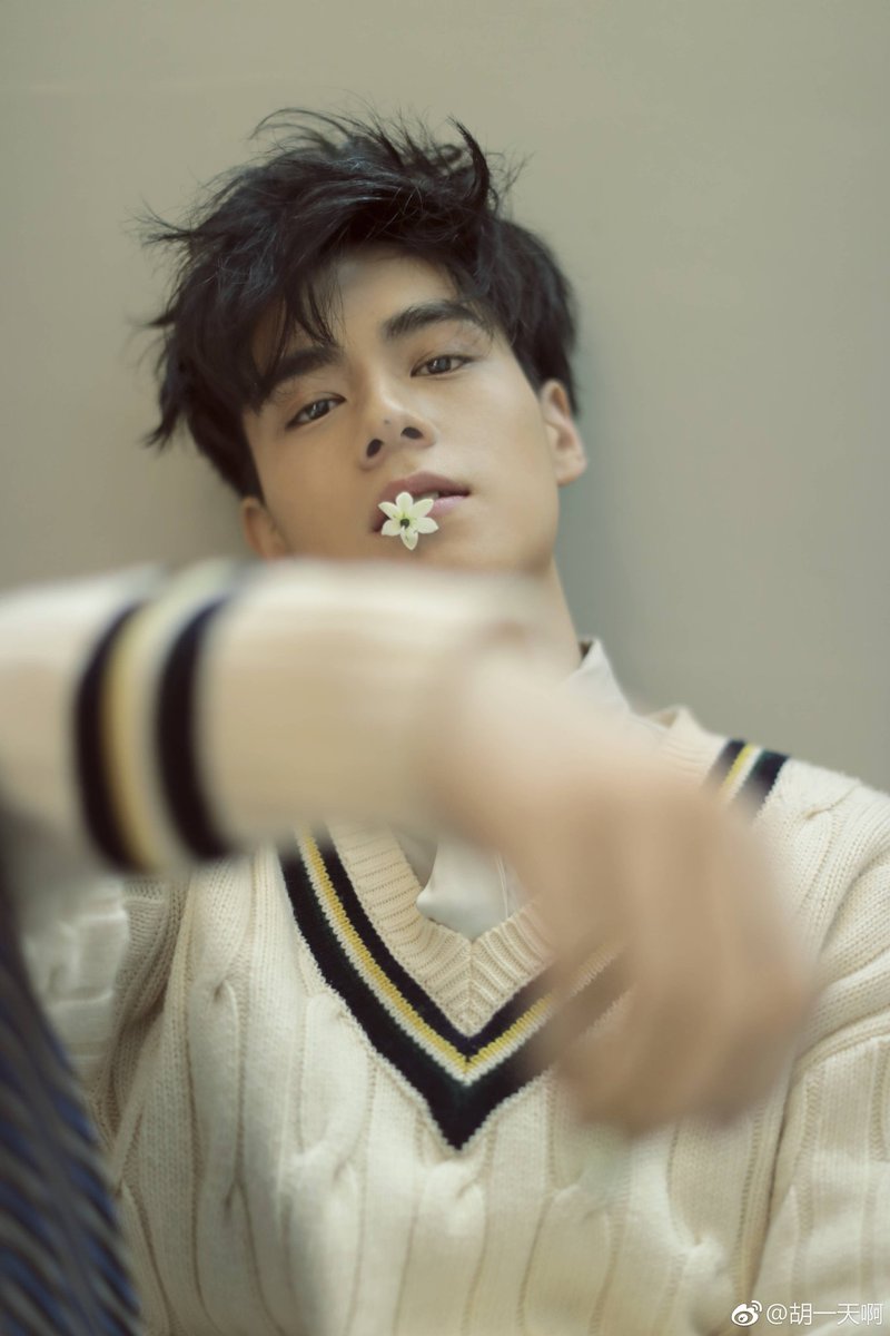 LHY998's tweet photo. #胡一天 🌸 https://t.co/w1K9HHqHfr