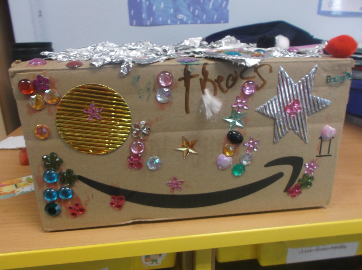 PrioryCPSchool's tweet photo. #JupiterClass #ArtsandCrafts #Art #Robots https://t.co/Bs2fizo7wR