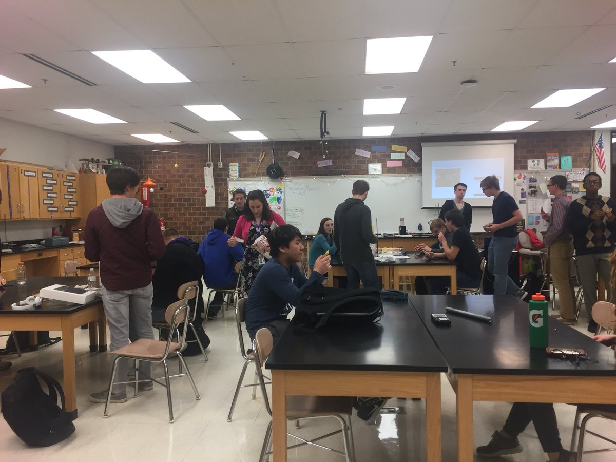 DW131's tweet photo. Take your mom to school day! (Pi Day, Einstein’s bday! #springbreakforme https://t.co/Vg8RUoPQzY