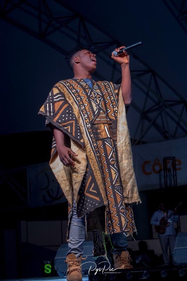 Quelques images de ma première prestation au <a href="/masadabidjan/">MASA officiel</a> au Canal au Bois de Treichville en attendant le prochain spectacle le 16 Mars au palais de la culture d’Abidjan 
#Masa2018 #RnbBossMusik #SonyMusic #Pyspic #baabi