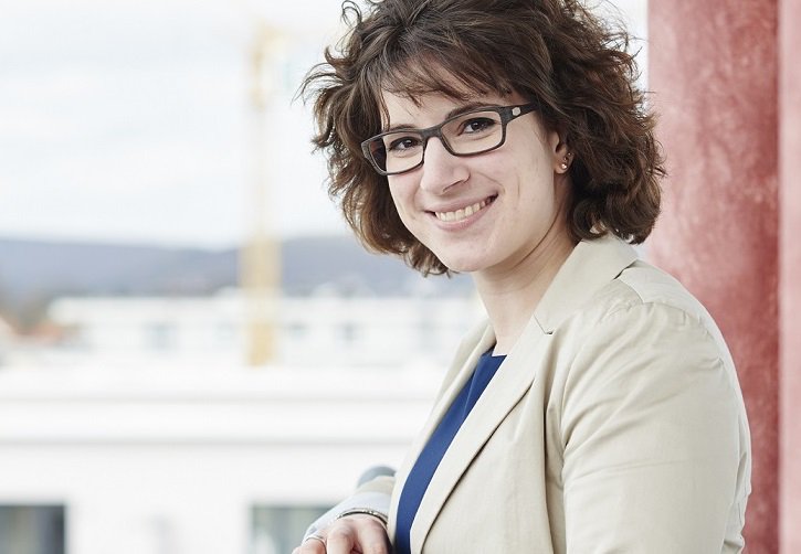 fmeAG_de's tweet image. Es lohnt sich definitiv für Sie, einen #Kaffee mit unserer #fme Kollegin Larissa trinken zu gehen. Warum? Lesen Sie selbst im #fmeBlog: "5 Gründe, warum wir einen Kaffee trinken gehen sollten" ow.ly/mHwx30iWw27 @L_Elsinger