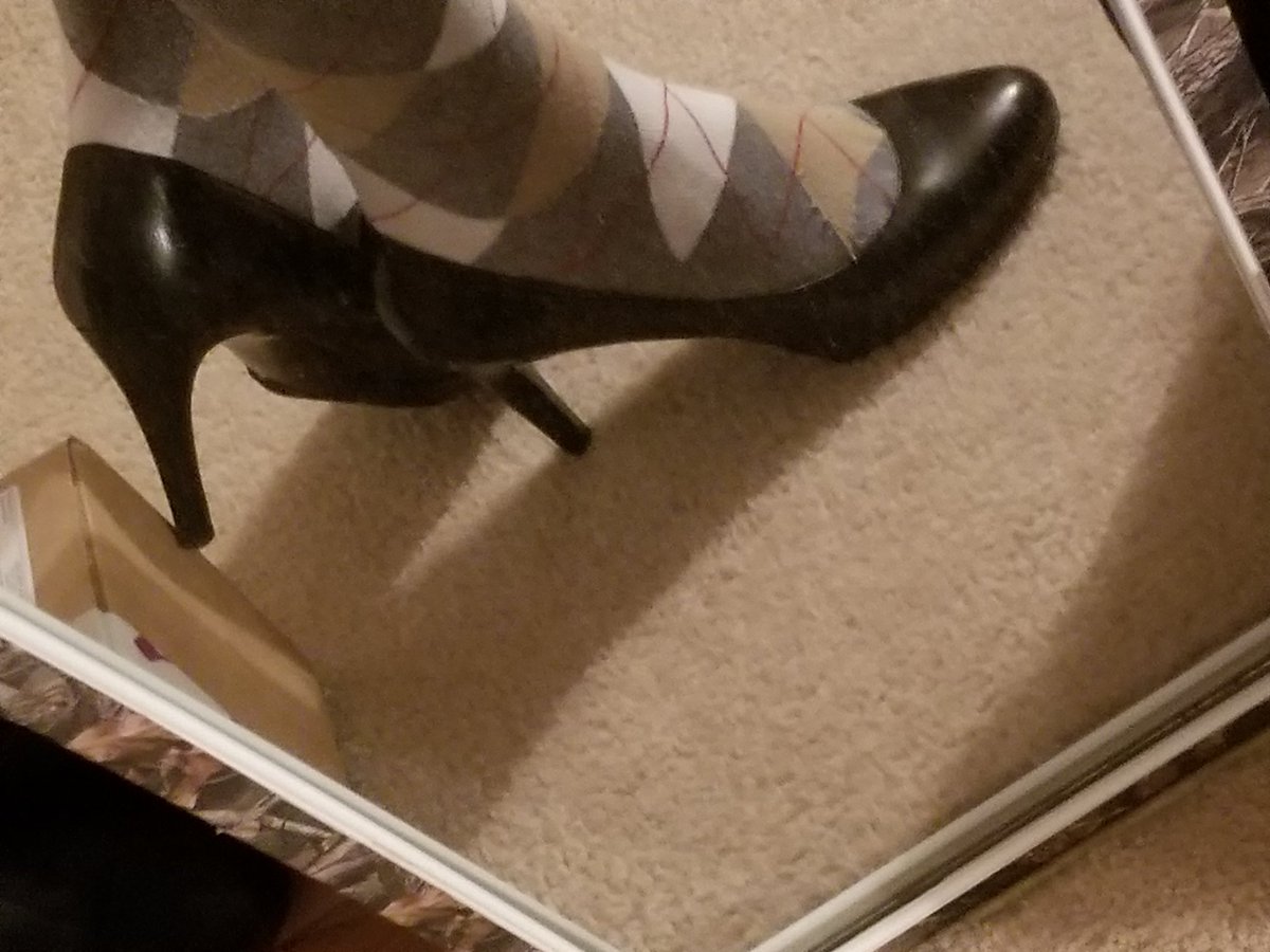 Content from feetnheels84