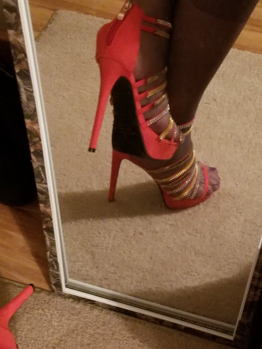 Content from feetnheels84