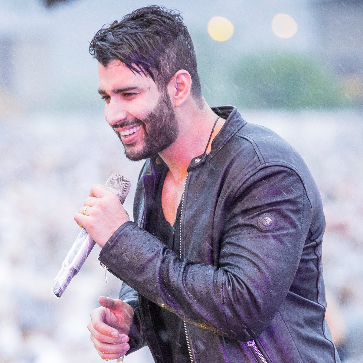 gusttavo_lima's tweet photo. Hoje é com vocês, galerinha de Colorado/PR!! 🙏😘 Quem vem comigo? #GusttavoLima #ColoradoPR https://t.co/f96IuaZ1ub