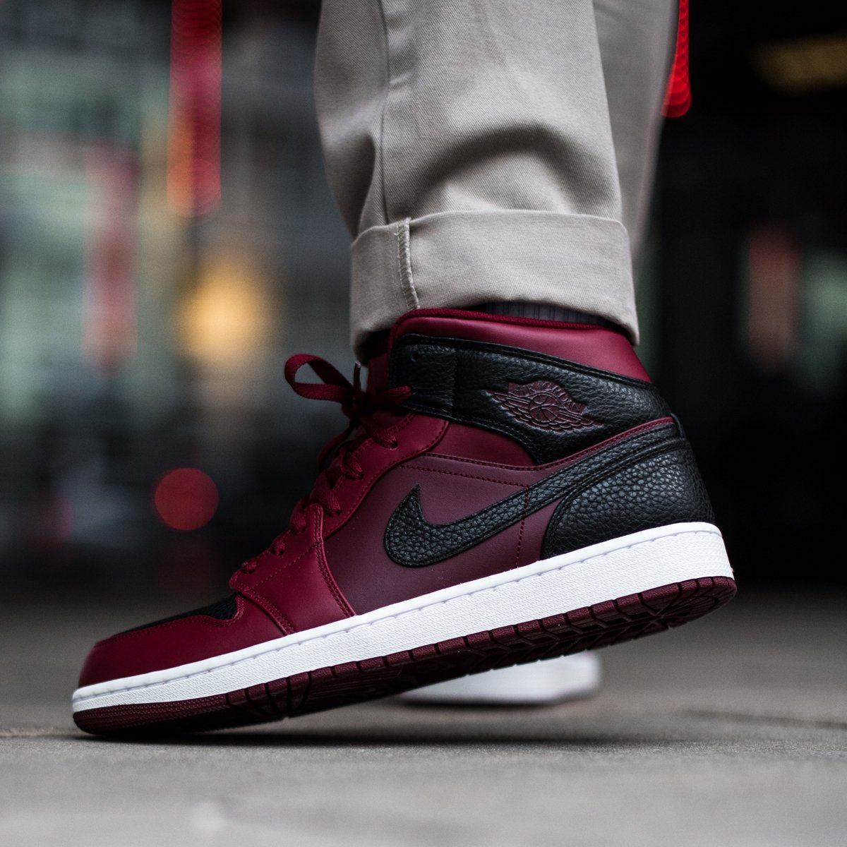 all air jordan 1 mid colorways