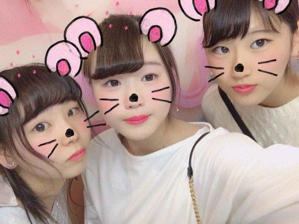 sakigun2136's tweet photo. かわいい妹さん達☺💕 https://t.co/pltgpImZZr