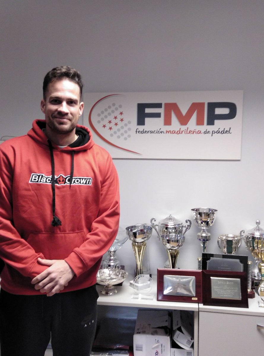FMP_Padel's tweet photo. 📌 @vsanchezvera, jugador número 14 FMP y 106 #WPT, también llevará el 'parche FMP' del programa de ayudas alta competición 🎾🔝
#soyfmpadel #padel https://t.co/O4490euVKE