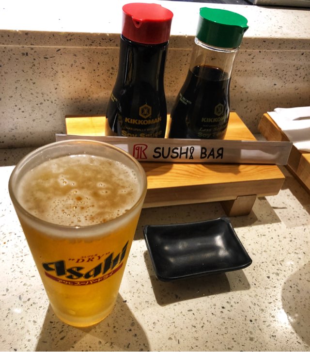 SushiR91's tweet photo. Get over Hump Day with our Delicious Sushi &amp; an Ice Cold Beer!! #fresh #sushi #sushirolls #beer #sake #dailyhappyhour #happyhour #dailylunchspecials #sushibar #riverside https://t.co/kVAo9zZarD