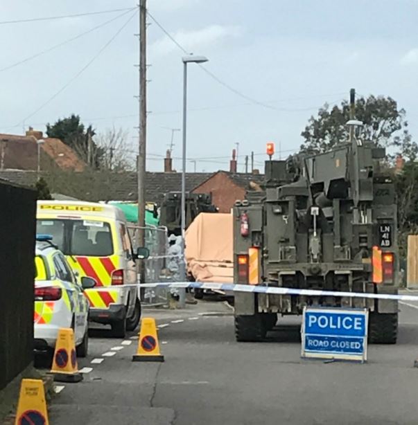 Excellent reporting from @jsoomper as picture shows vehicle covered in sheet about to be removed from new #RussianSpyPoisoning cordon in #Gillingham in #Dorset. Meanwhile May and Corbyn both condemn #Russia after #Salisbury attack - latest >
 somersetlive.co.uk/news/local-new…