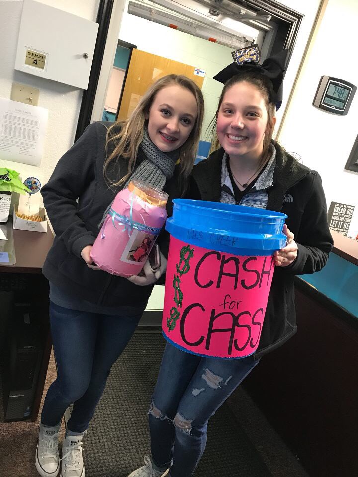 SHOUT_Week's tweet photo. Cheer is working hard this morning collecting cash for Cass! 💓💓 #1LOVEFORCASS https://t.co/UNB73RyOF8