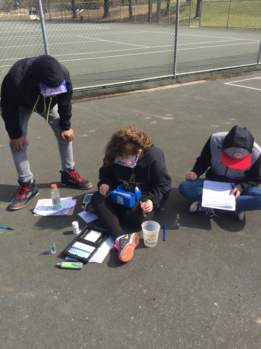 budinger03's tweet photo. Cold hands didn’t stop these students from testing water quality! Thanks @RaiderNationLR students and teachers for two great days of investigating Minebank Run. @BCPSSci https://t.co/ftsJmv4foR