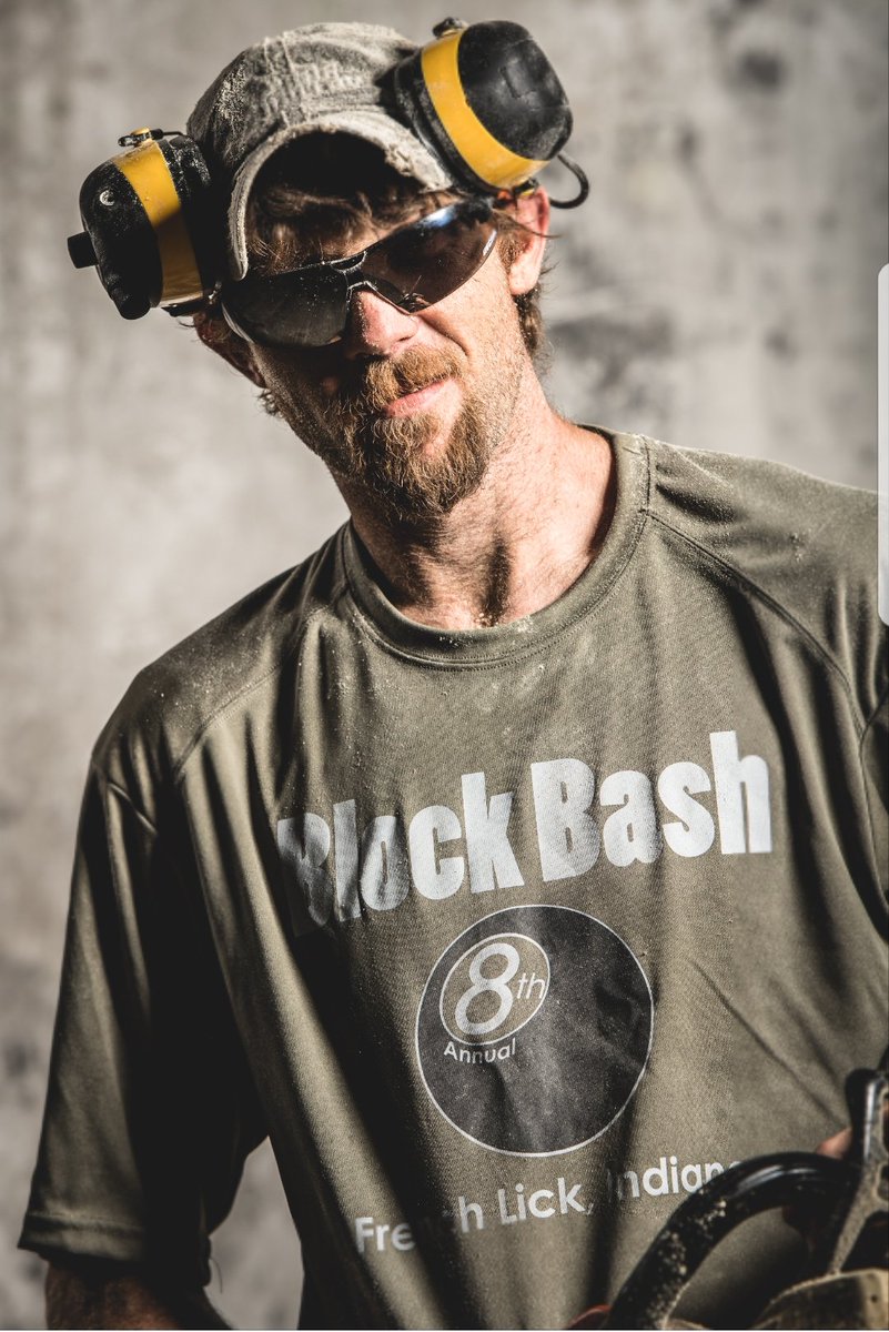 bearhollowwc's tweet image. Bear Hollow is mourning the loss of one of our own. Kenny was an incredible artist and person. A loyal and loving son, husband, father and friend. He will be missed beyond words can describe. Rest easy bro, your work here on Earth is done. We Love you.