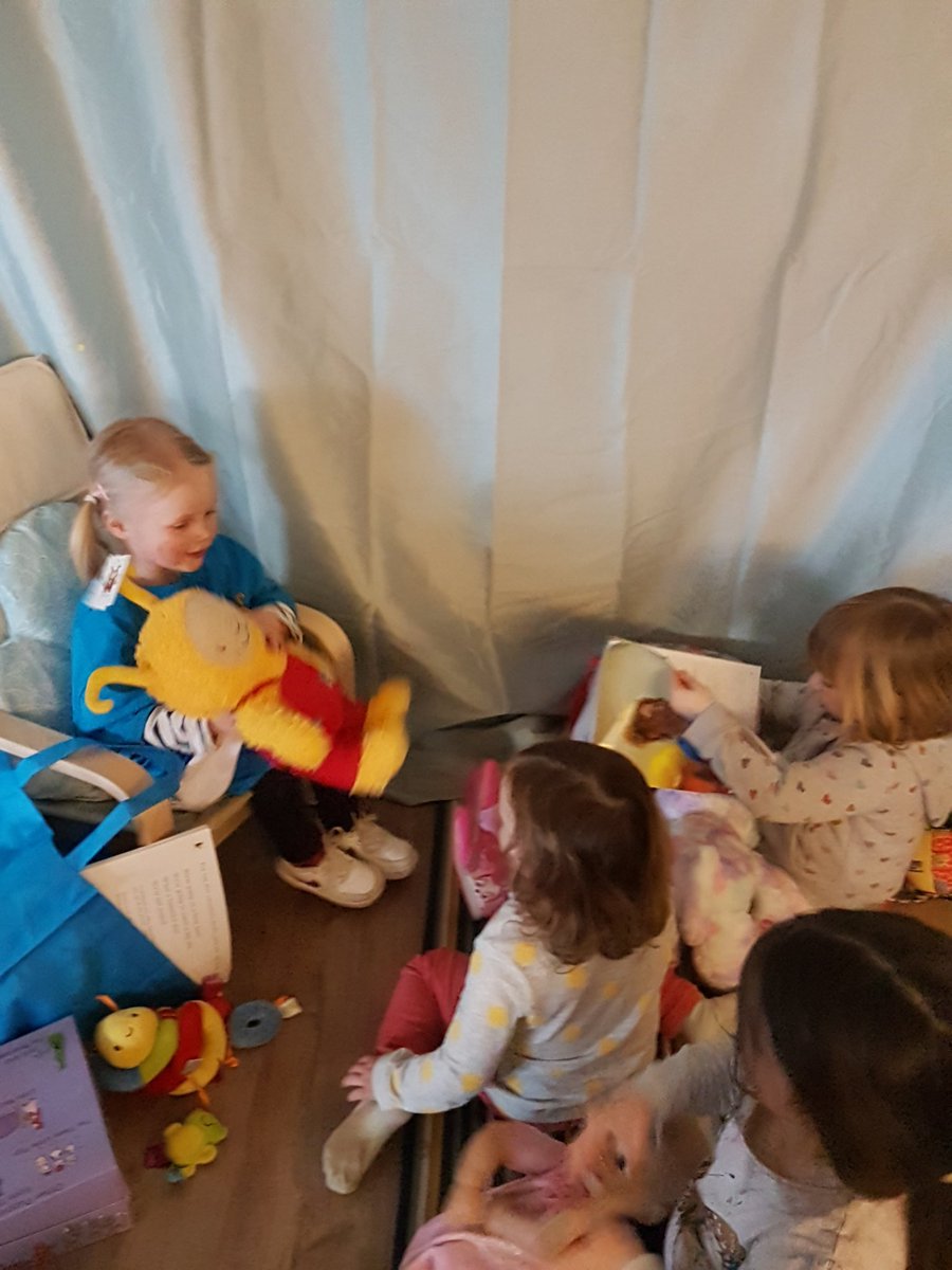 LullabyLaneMiln's tweet photo. When the children explore the book bug bag and hold their own session 😁💗 #literacy #confidence #connection #friends #love @lullabynursery @Bookbug_SBT @NdnaScotland @ianscott09 https://t.co/QCmLsm5QgN