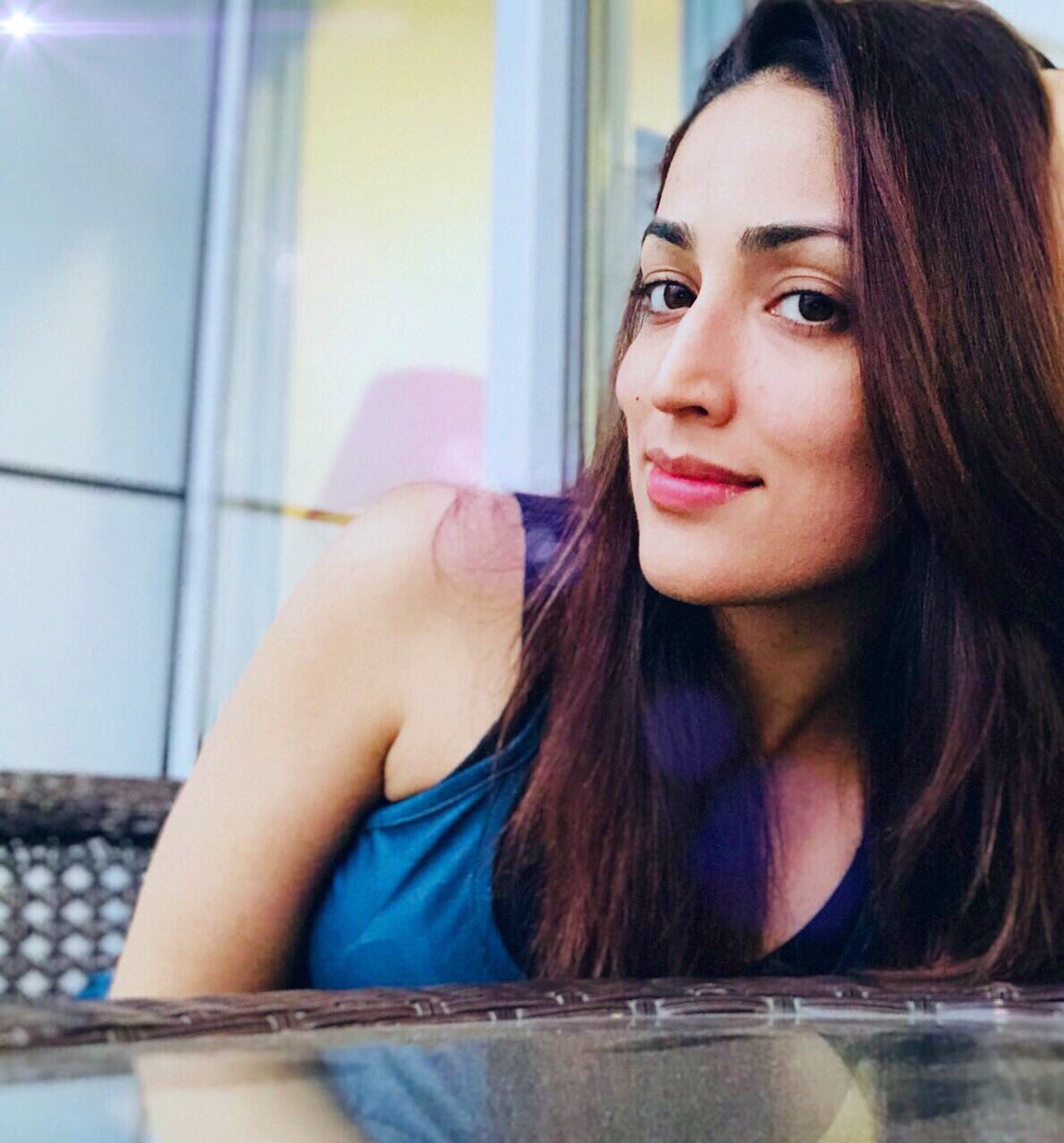 kehkashaaa's tweet photo. Convey my Infinite love to her 
@yamigautam 
#ChitchatwithYami https://t.co/rZCEwQZO7Q