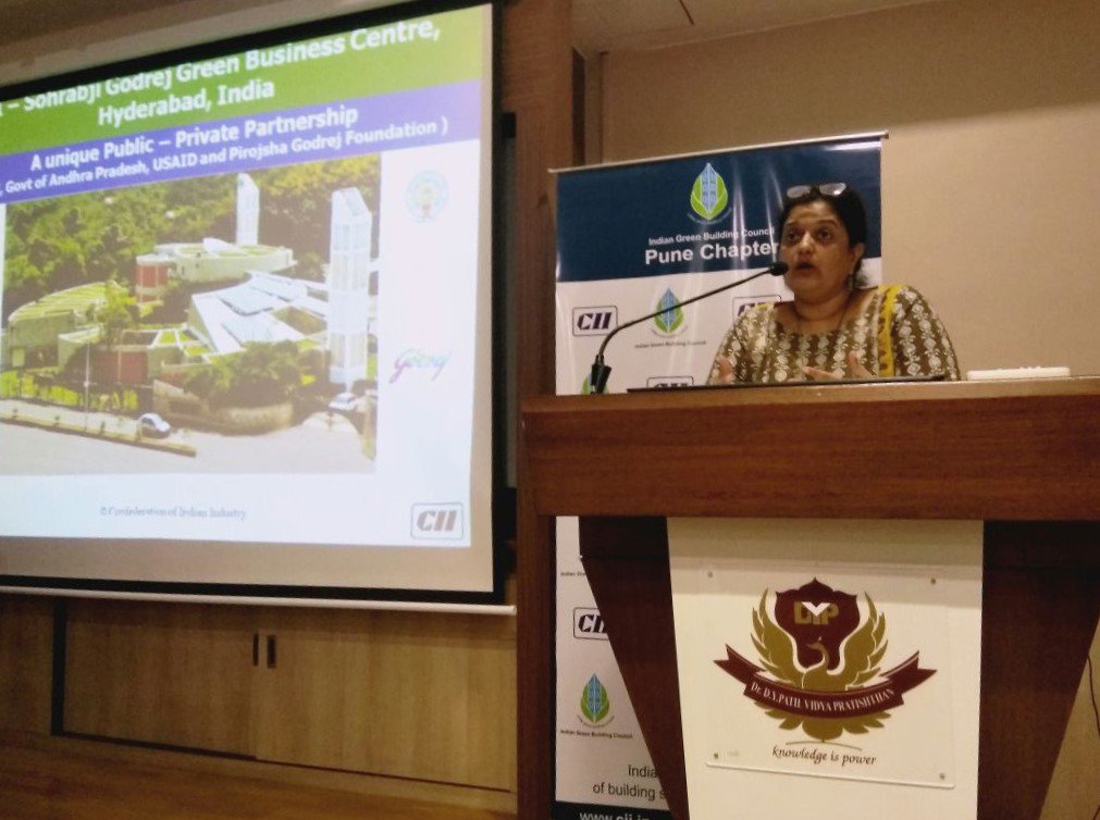 IGBConline's tweet photo. @IGBConline Pune Chapter launched a student chapter at Dr. D.Y. Patil College of Engineering, Pune. 
During the launch, IGBC conducted an awareness program about increasing the green footprint &amp; how to reduce carbon footprint which will create green awareness amongst the students https://t.co/ZlHP1R4hxj