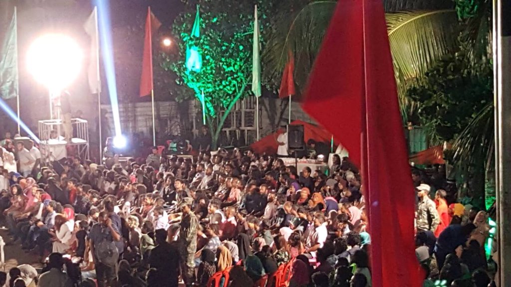 HeenaWaleed's tweet photo. The #Maldives’ future belongs to the youth – @PresidentYAG                   #Youth population is the most valuable treasure in carrying the nation forward peacefully. #FastForwardWithNation #RY2018 https://t.co/tXldVtAuUV