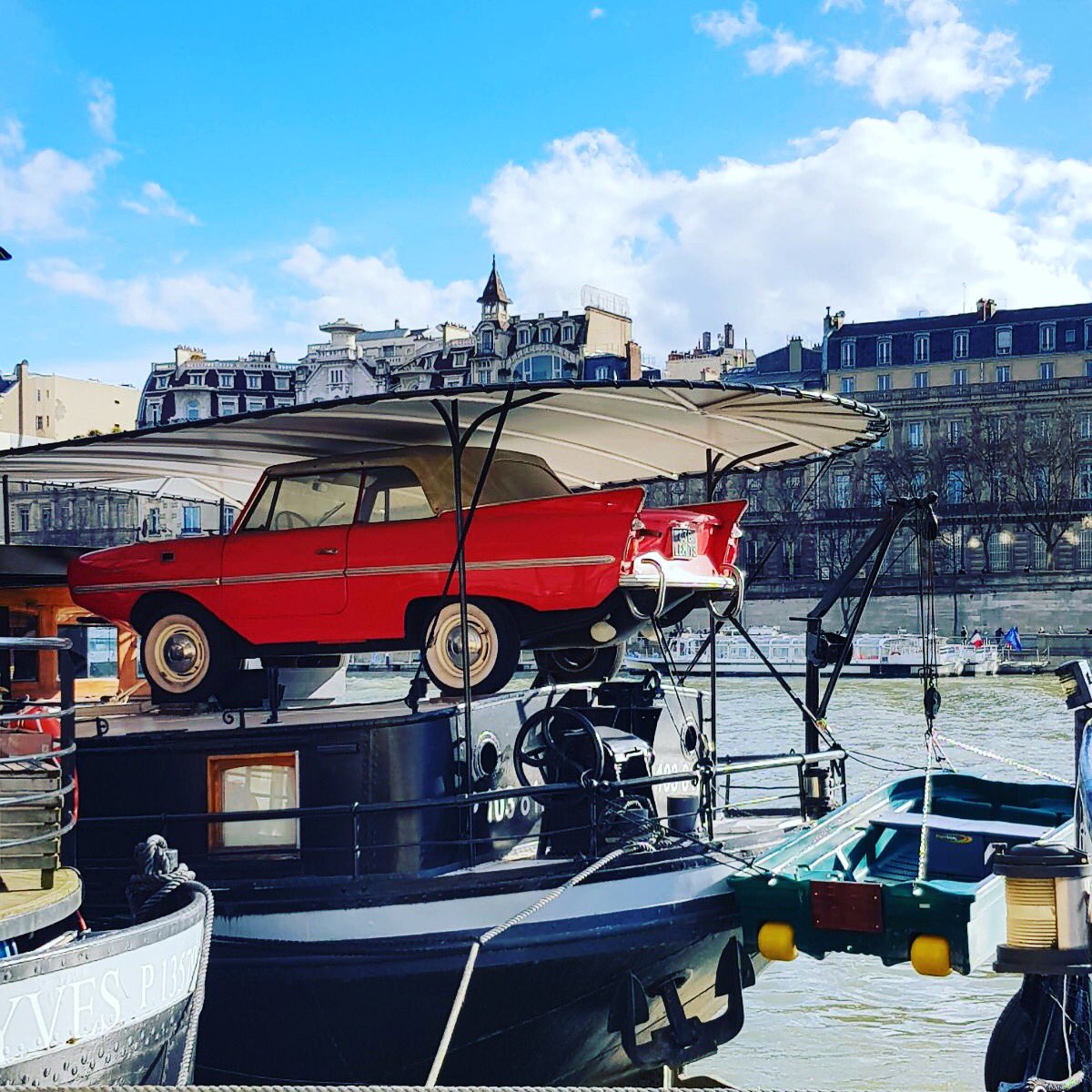SR_stanislas's tweet photo. Ballade parisienne sous un magnifique soleil. 
#parisjetaime 
#sun #sunny #sunnyday #sunnydays #sunlight #light #sunshine #shine #nature #sky  #thesun #sunrays #photooftheday #beautiful #beautifulday #weather #summer #goodday #goodweather #instasunny #instasun #instagood #lookup https://t.co/vT4n7quK4p