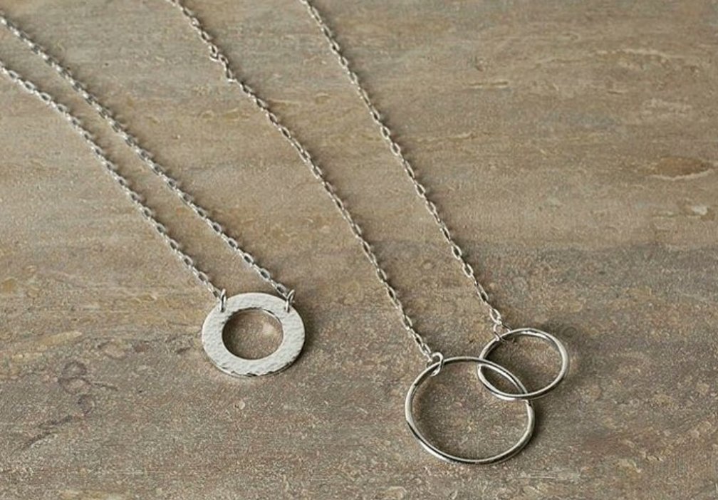 FigMag_'s tweet photo. Recycled silver necklaces by Smoke and Ash Jewellery  💫💫💫💫 Check out their website https://t.co/rf3CNg68cX for more sustainable purchases! https://t.co/lPPCisYE9p