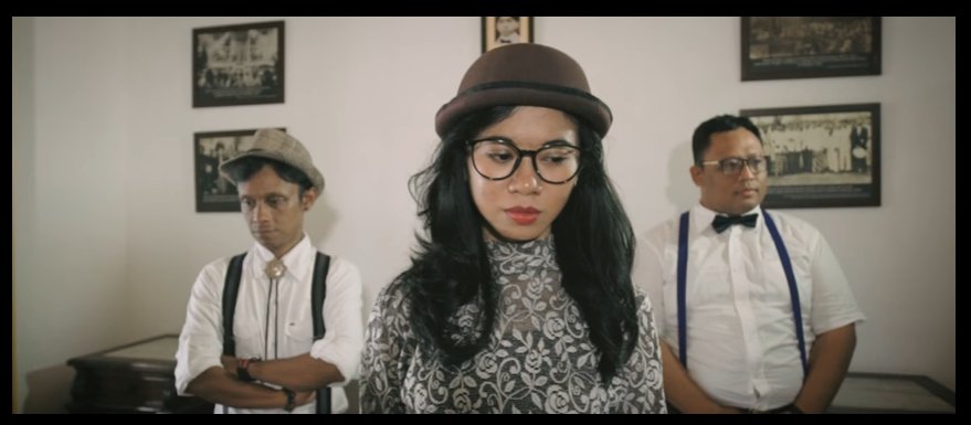 gen1031fmsby's tweet photo. hay hay yang kemaren kelewatan new entry di #Ganas1031FM udah di puterin lagi ya lagu dari @tarrasokya - Sepeda Kumbang https://t.co/FmZAnaEqdR
