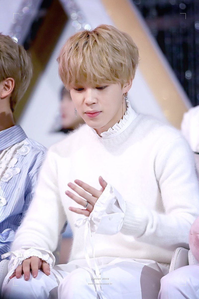 bts_chimmilktae's tweet photo. precious angel in white😍
HAPPY WHITE DAY!❤️
#HAPPYWHITEDAY #JIMIN #JiminYouAreLoved #JiminOnStage #JiminYouArePerfect #JiminEvents #jiminbts #Jiminthankyouforlovingus #jiminhq #PARKJIMIN #BTSxYouTubeRed #BTSxHotTopic #BTSxTTEOTS #BTSNoMTVHITS #BTSBurnTheStage #BTS #BANGTAN https://t.co/fbirsPEQeP