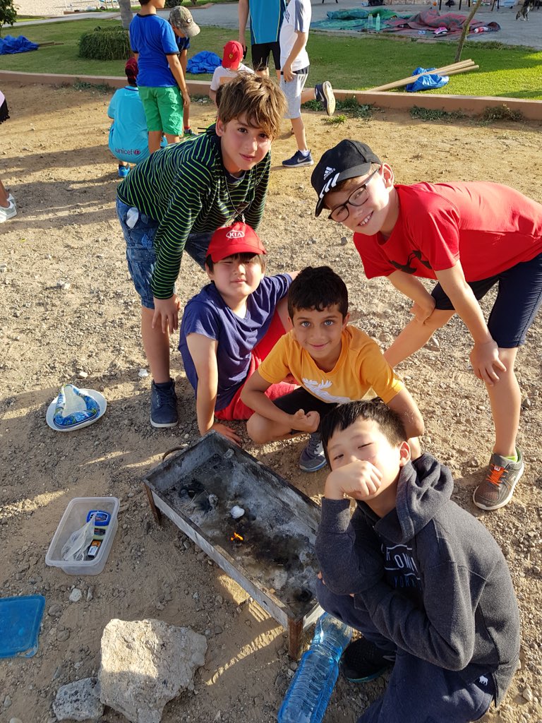 JPS_STEAM's tweet photo. STEAM skills on camp! #jpsteamwork #JPSachievement @JPS_Year5 https://t.co/stsrxqtqNb