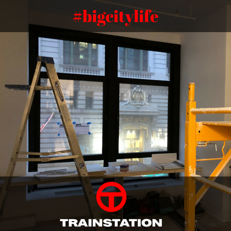 trainstationnyc's tweet photo. We're so lucky to live and work in a city like NYC 🗽 Manhattan has some breathtaking views and it's been a great view out the window of the TrainStation NYC. Looking forward to the good times ahead 😃#fitness #fitnesstrainer #newyorkfitness #personaltrainernewyork #gym #newyork https://t.co/PEOHgK9xqh